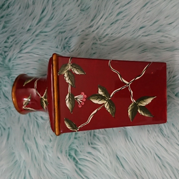 Ceramic Vase - Picture 3 of 8